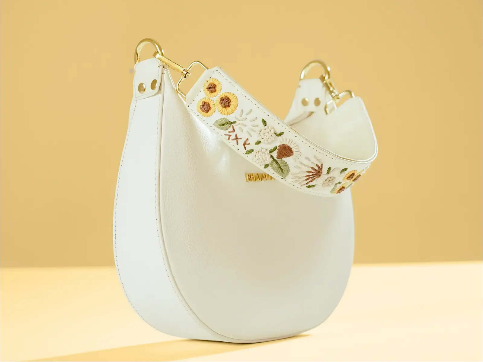 Laranya shoulder natural bianco01